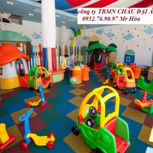 XE CHÒI CHÂN CHO TRẺ