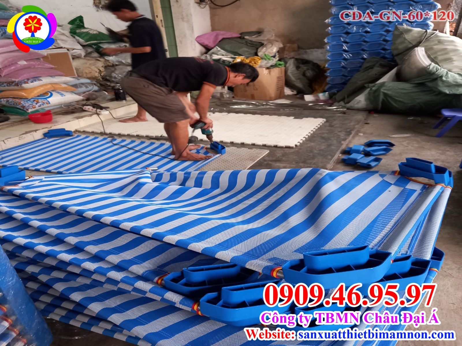 Giường lưới cho bé khung kẽm phi 21 gia cường inox 8li chịu lực 70kg cao 10cm