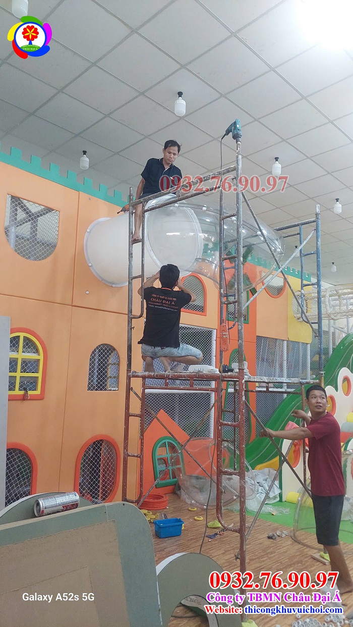 Thi công khung sắt sắt phi 49