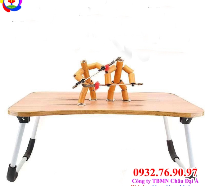 Bàn Ghế Gỗ Của Bé | Châu Đại Á