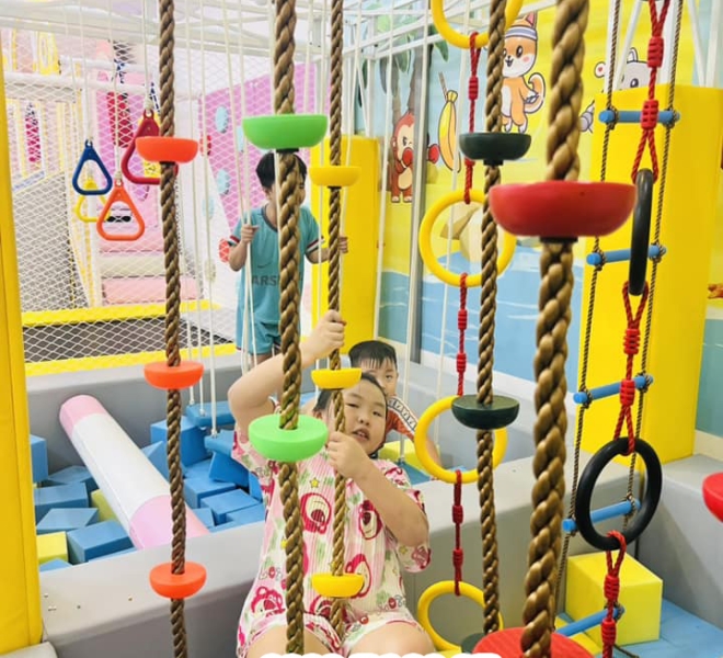  Dây Leo Trèo Vận Động | Châu Đại Á Thiết kế thi công khu vui chơi